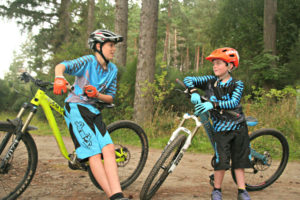 kids mountain bike jersey